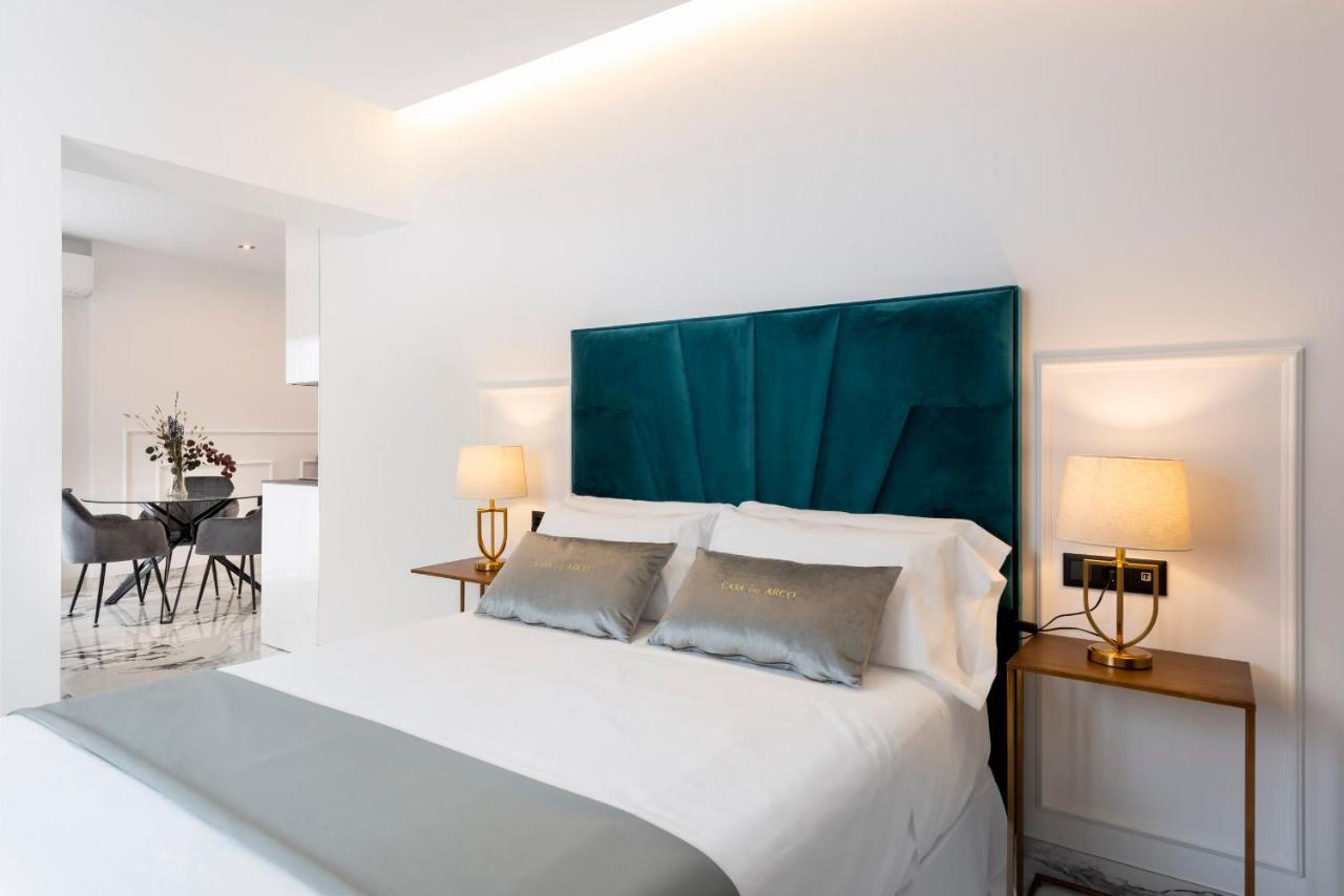 Quivir Apartamentos Deluxe Casa Del Arco Andújar Exteriör bild