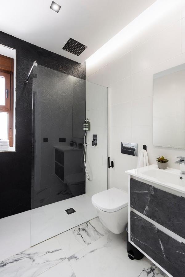 Quivir Apartamentos Deluxe Casa Del Arco Andújar Exteriör bild