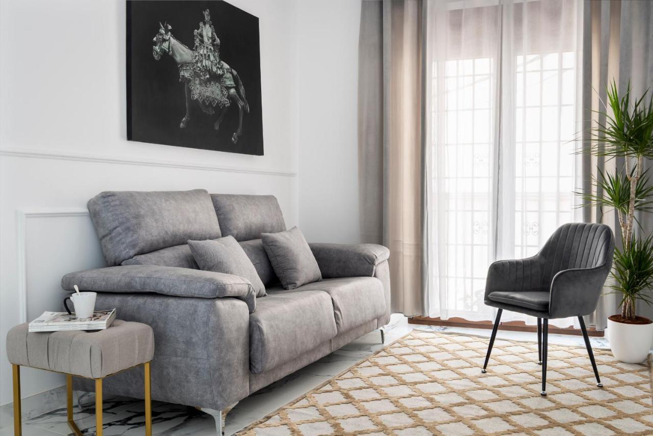 Quivir Apartamentos Deluxe Casa Del Arco Andújar Exteriör bild